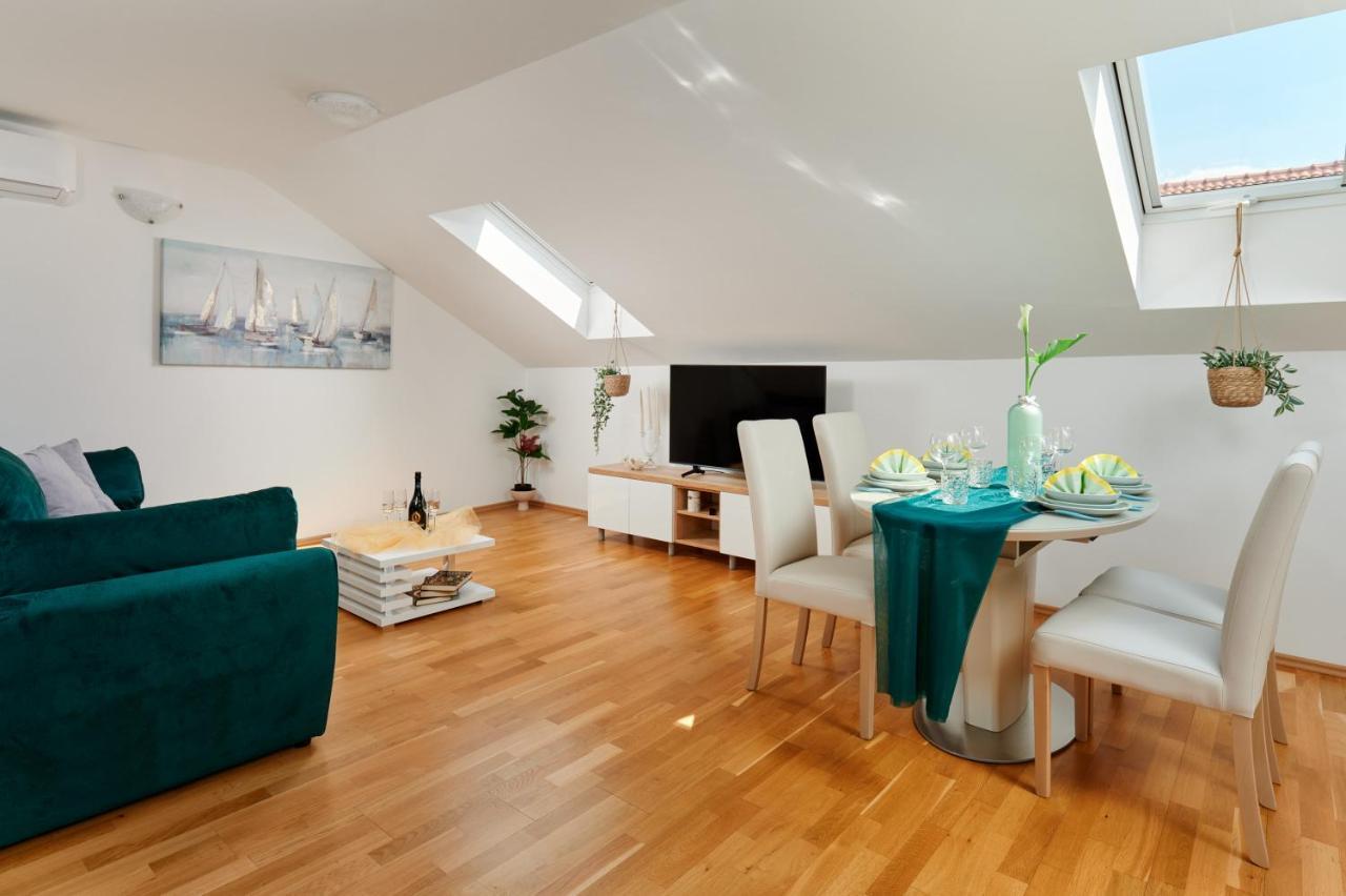 Modern & Spacious Rooftop Apartment With Natual Sunlight Split Ngoại thất bức ảnh